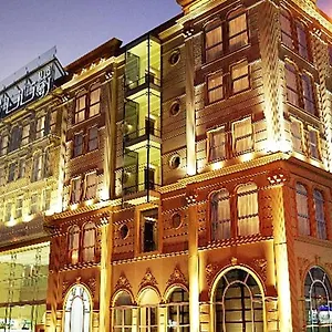 4* Lägenhetshotell Rotana